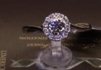 #73080 | T0.30ct | Round Brilliant Halo | Set in Platinum