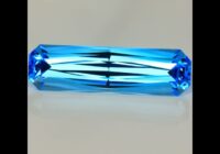 Modified Emerald Cut Blue Topaz Gemstone 24.0cts