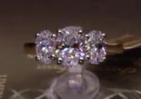 #87393 | T2.05ct | Oval Three Stone | Set in 18ct Yellow Gold