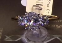 #88146 | T1.51ct | Oval Centre with two Round Brilliant Side Diamonds | Set in 18ct Yellow Gold