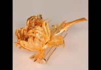 Estate Articulated 18 Karat Gold Pin