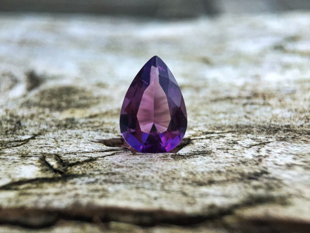 Why Are Gemstones From India So Cheap?