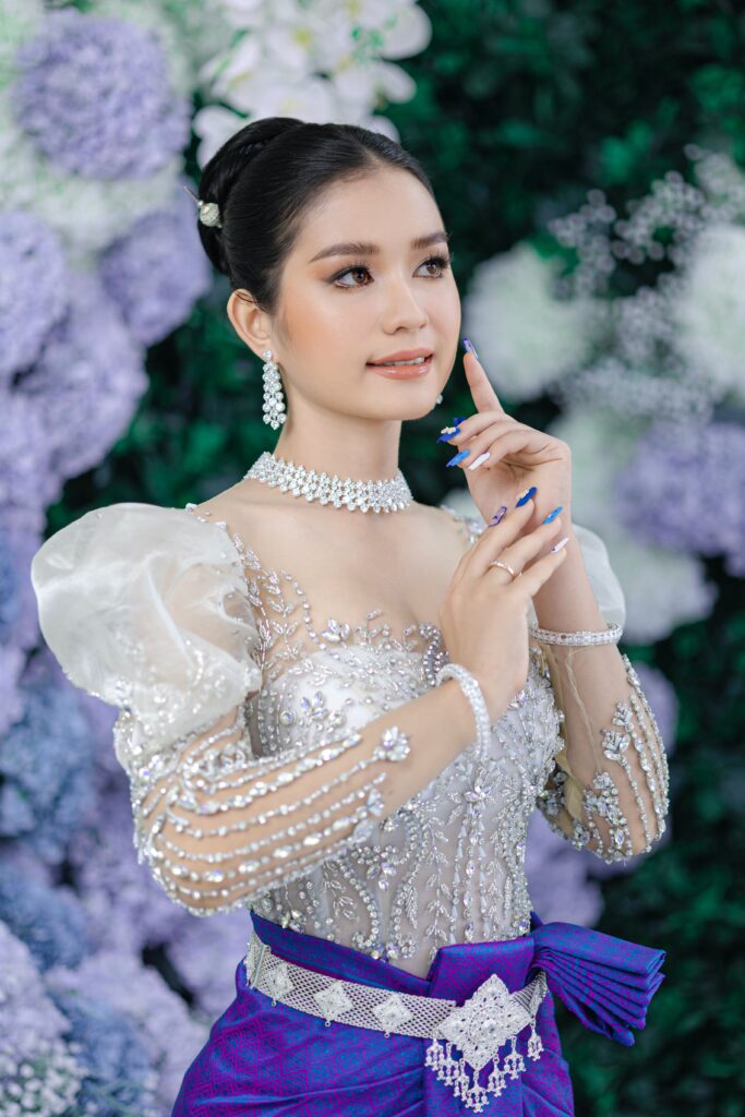 Reinventing Tweed: The Artistry of Chanels Fine Jewellery Collection