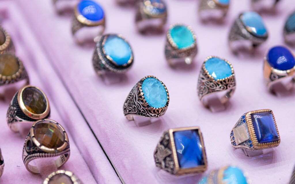 Larger Stone for Engagement Ring Preferred by Over 50% of Consumers, reveals Angara Survey