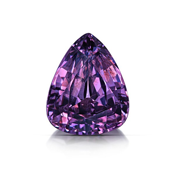 Blue and Green Gemstones: Continuing Popularity in the Jewelry Industry