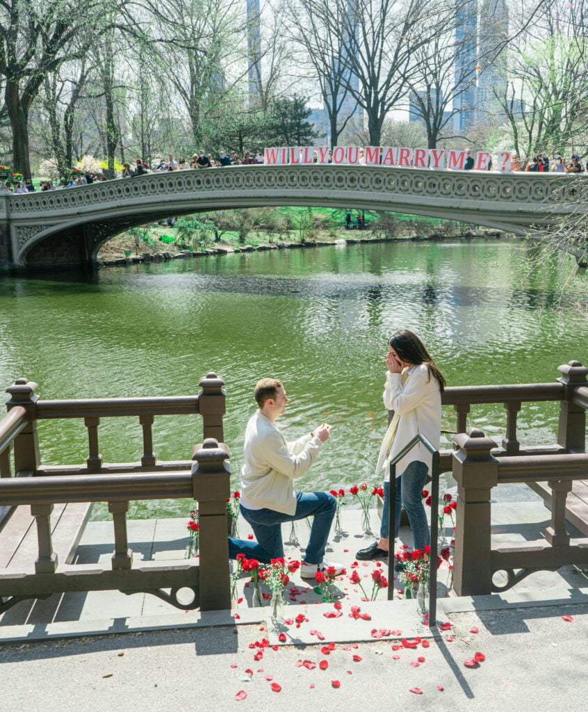 Trends Indicate Over 50% of People Prefer Larger Engagement Ring Stones, Survey Unveils