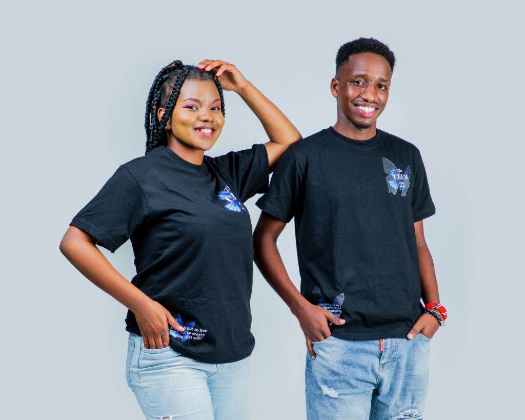 Dutch Police Recover Two Diamonds Stolen from TEFAF Maastricht