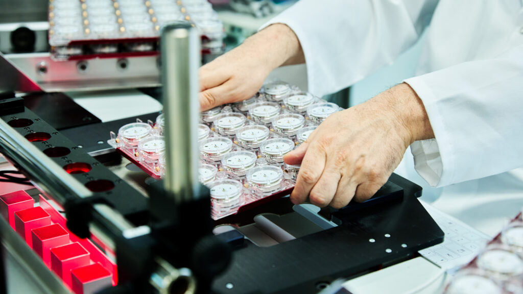 Hodinkee and the Watch I Bought to Prove I Was Not a Child Hodinkee and the Watch I Bought to Prove I Was Not a Child